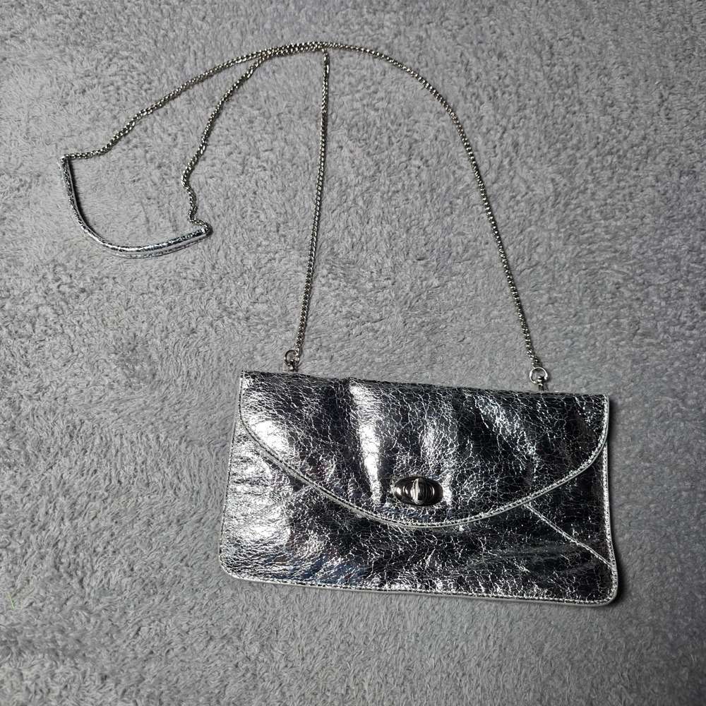 Sorial New York Womens OS Crossbody Bag Silver Metallic Crackle Clutch Chain
